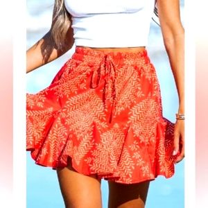 Brand new flouncy skirt